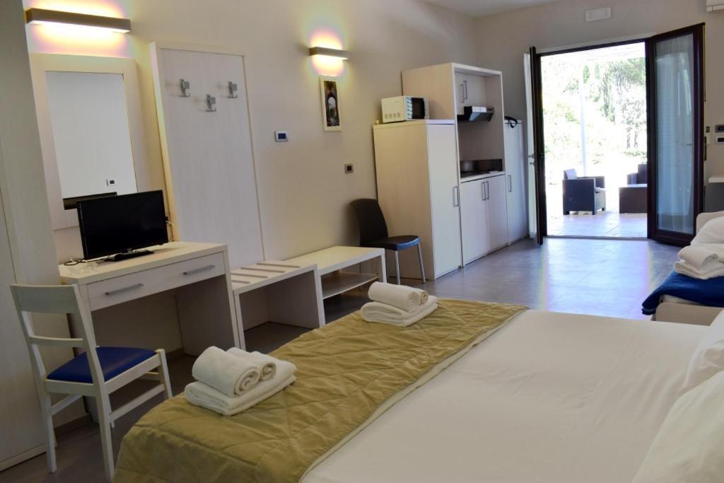 Tenuta Espada Luxury Residence Gallipoli Exterior photo
